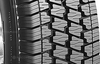 Roadstone Radial A/T (RV) LT225/70 R15 112/110R