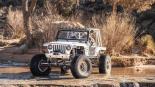 轮毂   在汽车上  Jeep Wrangler