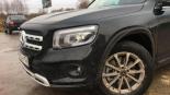 轮毂   在汽车上  mercedes glb