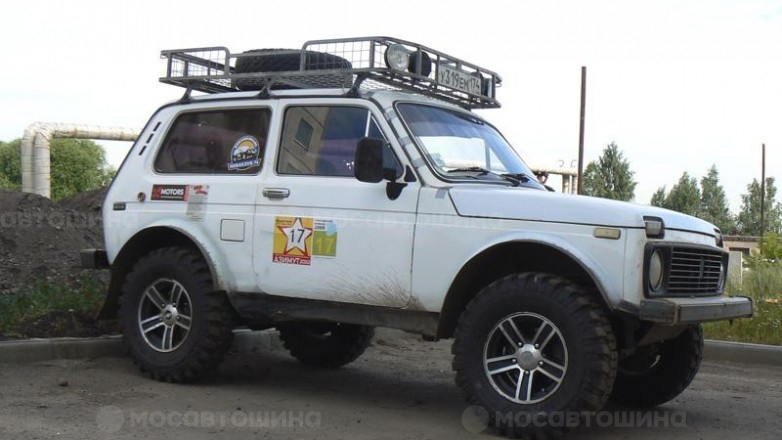 Автомобильные шины Барнаул Forward Safari 500 на автомобиле 2121 [1256]