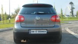 轮毂 在汽车上 Volkswagen Golf 5 轮毂 在汽车上 Volkswagen Golf 5
