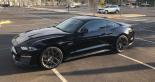 轮毂   在汽车上  ford mustang