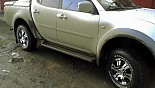 轮毂 Скад Тритон 在汽车上 Mitsubishi L200 4WD