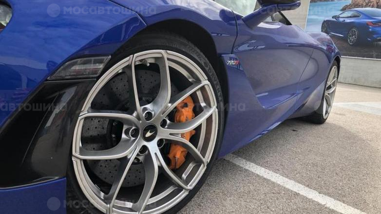 Автомобильные шины Davanti DX640 на автомобиле McLaren 720s [1371]