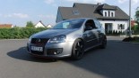 轮毂 Dotz Touge 在汽车上 Volkswagen Golf 5 轮毂 Dotz Touge 在汽车上 Volkswagen Golf 5