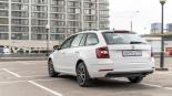 轮毂   在汽车上  skoda octavia