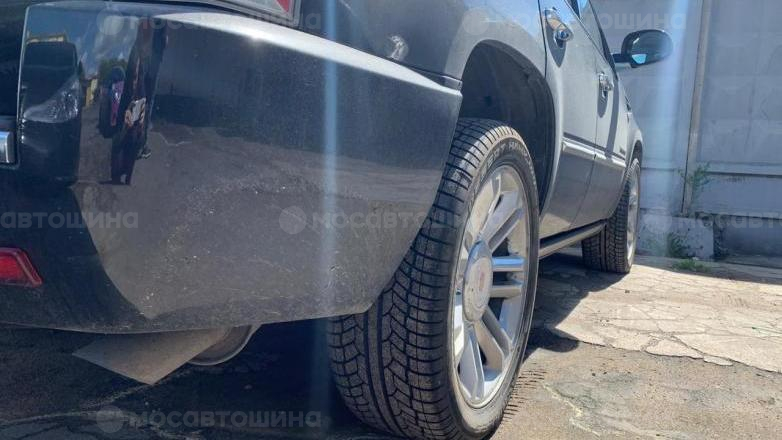 Автомобильные шины Achilles Desert Hawk UHP на автомобиле cadillac escalade [1360]