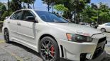 轮毂   在汽车上  mitsubishi lancer-evo-x