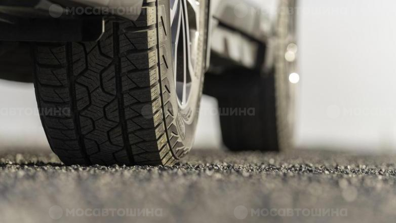 Автомобильные шины Nokian Outpost AT на автомобиле toyota hilux [1977]