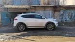 轮毂   在汽车上  hyundai tucson