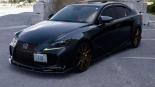 轮毂   在汽车上  lexus is
