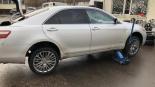 轮毂   在汽车上  toyota camry