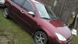 轮毂 Dezent T 在汽车上 Ford Focus 轮毂 Dezent T 在汽车上 Ford Focus
