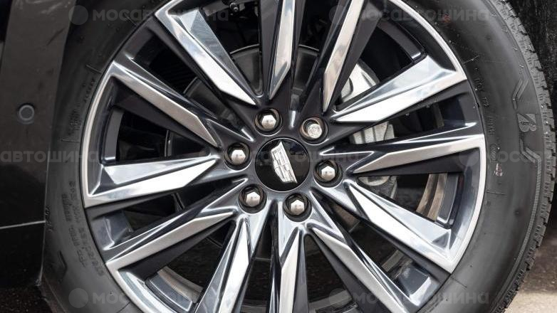 Автомобильные шины Bridgestone Dueler H/T 684II на автомобиле cadillac escalade [2475]