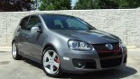 轮毂 Momo Winter 在汽车上 Volkswagen Golf 5 轮毂 Momo Winter 在汽车上 Volkswagen Golf 5