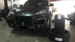 轮毂   在汽车上  porsche cayenne