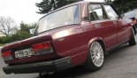 轮毂 OZ Racing Superturismo 在汽车上 VAZ 21061