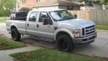 轮毂 在汽车上 Ford F-250 8 lugs 轮毂 在汽车上 Ford F-250 8 lugs