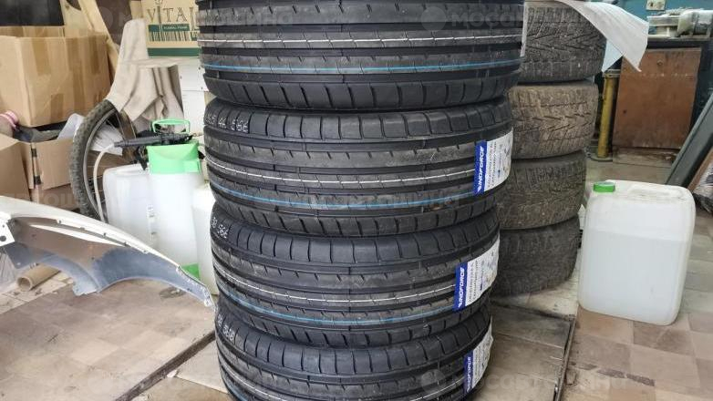 Автомобильные шины Windforce Catchfors UHP на автомобиле hyundai tucson [2302]