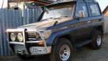 轮毂 在汽车上 Toyota Land Cruiser 轮毂 在汽车上 Toyota Land Cruiser