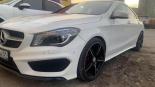 轮毂   在汽车上  mercedes cla-class-amg