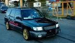 轮毂 OZ Racing Ultraleggera 在汽车上 Subaru Forester