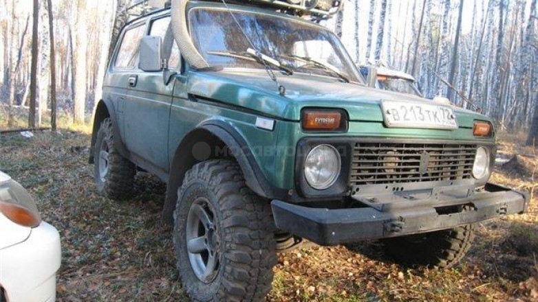 Автомобильные шины Барнаул Forward Safari 500 на автомобиле 2121 [1259]