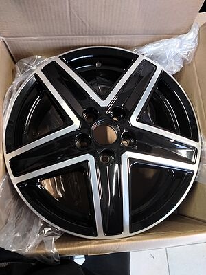 N2O V2237 6.5x16 5x112 ET 50 Dia 66.6 BFP