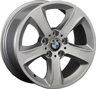 Replica B55 8x17 5x120 ET 47 Dia 72.6 хром