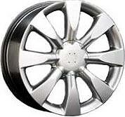 Replica INF8 8x18 5x114.3 ET 47 Dia 66.1 silver