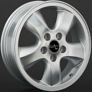 Replica KI33 6.5x16 5x114.3 ET 46 Dia 67.1 silver