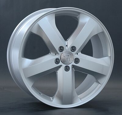 Replica MB102 8x19 5x112 ET 43 Dia 66 silver