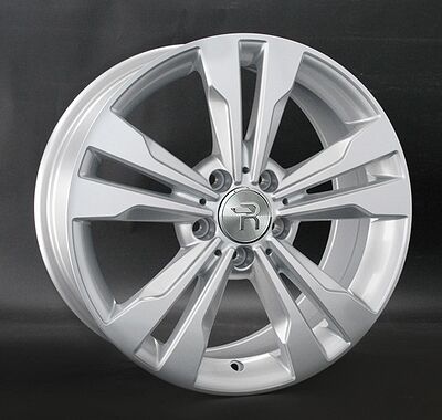 Replica MB131 8x17 5x112 ET 41 Dia 66 silver