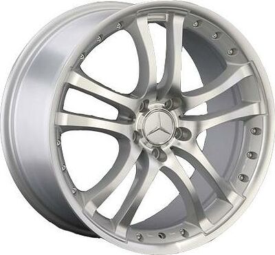 Replica MB90 8x18 5x112 ET 41 Dia 66 silver