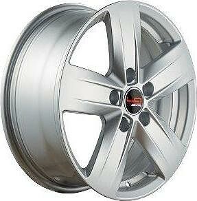 Replica RN109 6.5x16 5x114.3 ET 50 Dia 66.1 silver