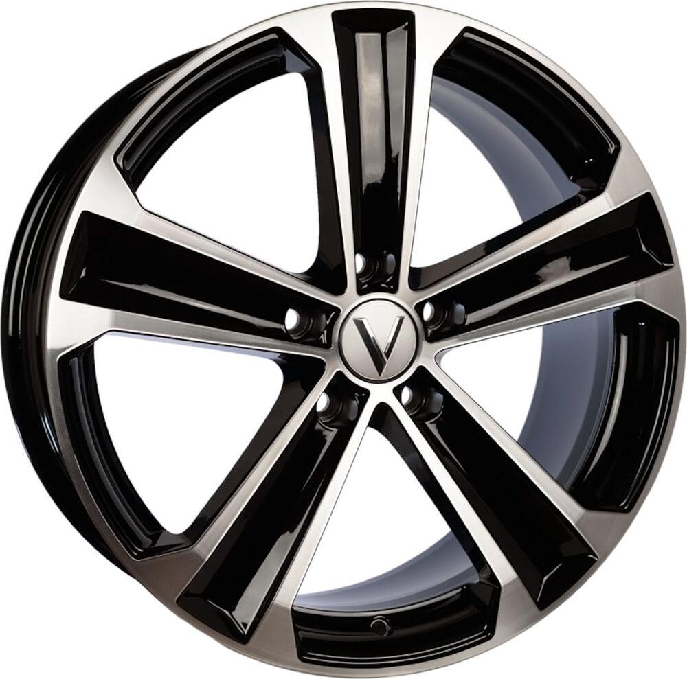 Vector B224 8x18 5x114.3 ET 50 Dia 60.1 черный алмаз